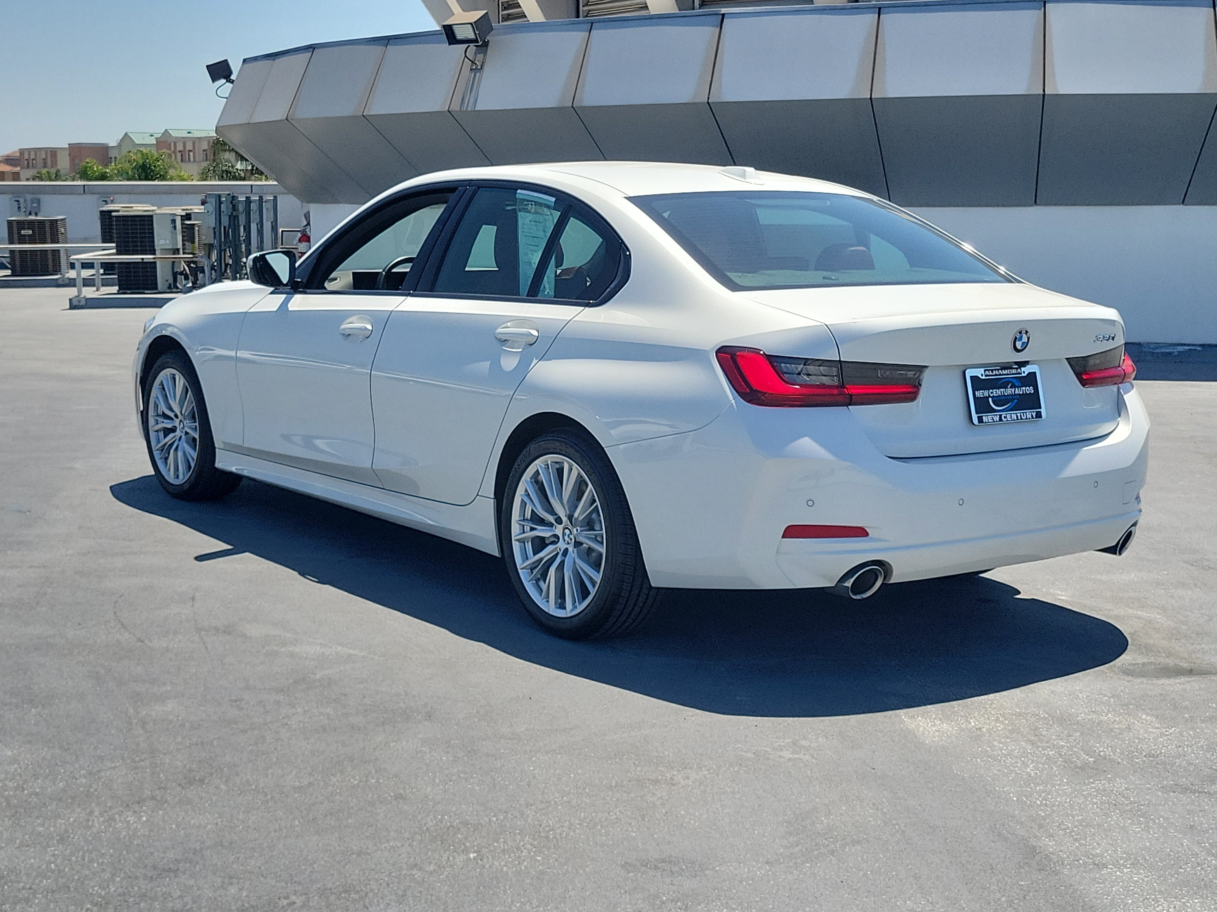 bmw 3 series 2023 3MW69FF09P8D75120 image bmw 3 series 2023 3MW69FF09P8D75120 image